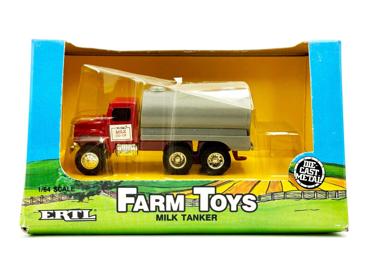 1/64 Red Cab Dairy Milk Tanker Truck