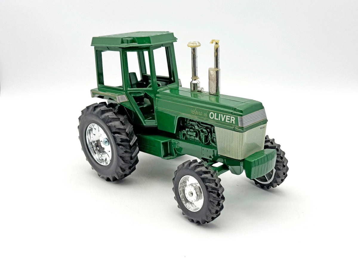 1/16 White Spirit of Oliver