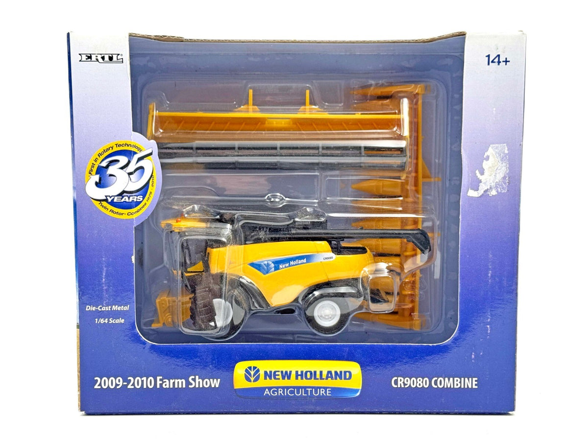 1/64 New Holland CR9080 Combine 2009-2010 Farm Show