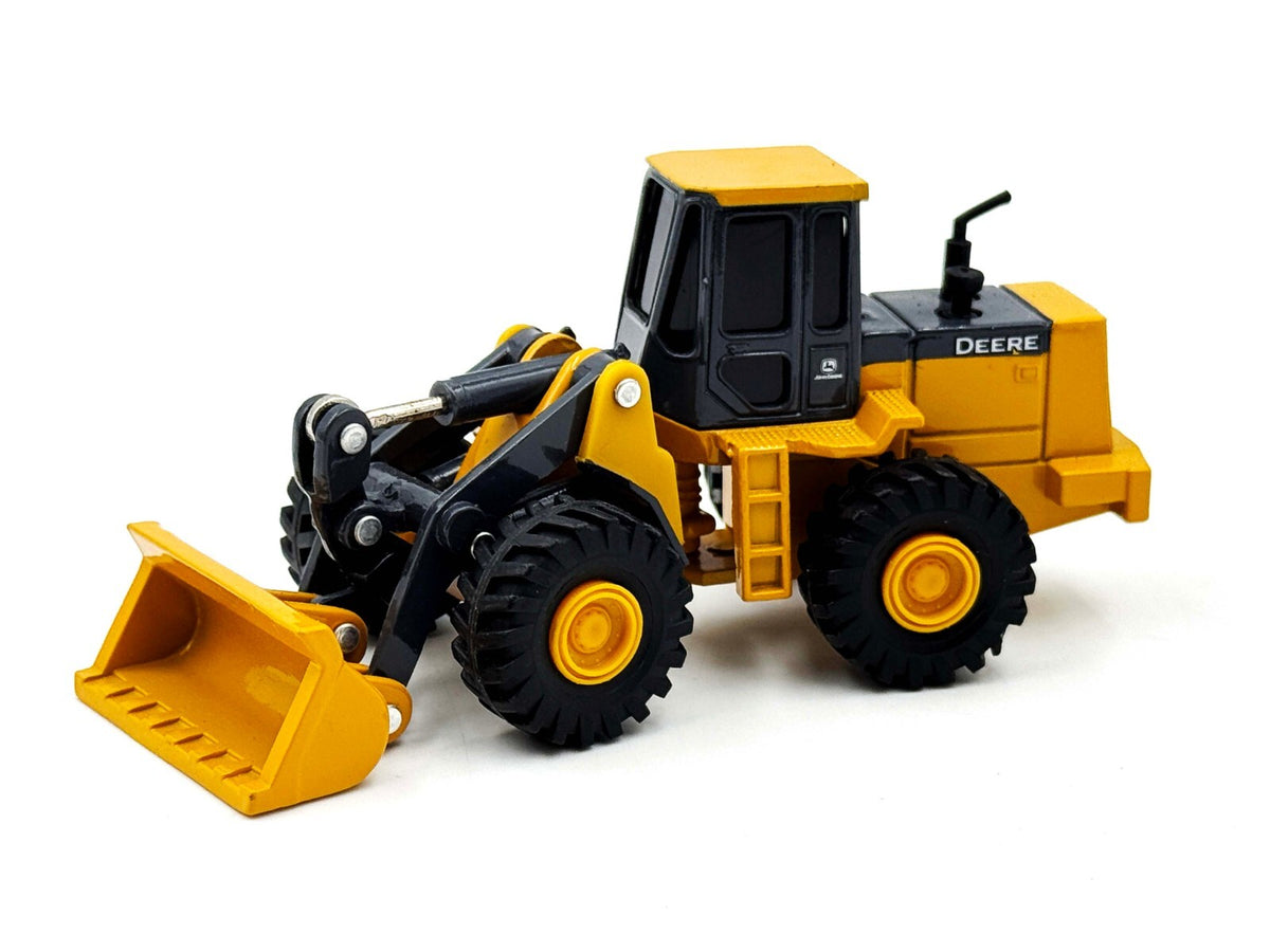 1/64 John Deere Wheel Loader w/ Modern Graphics