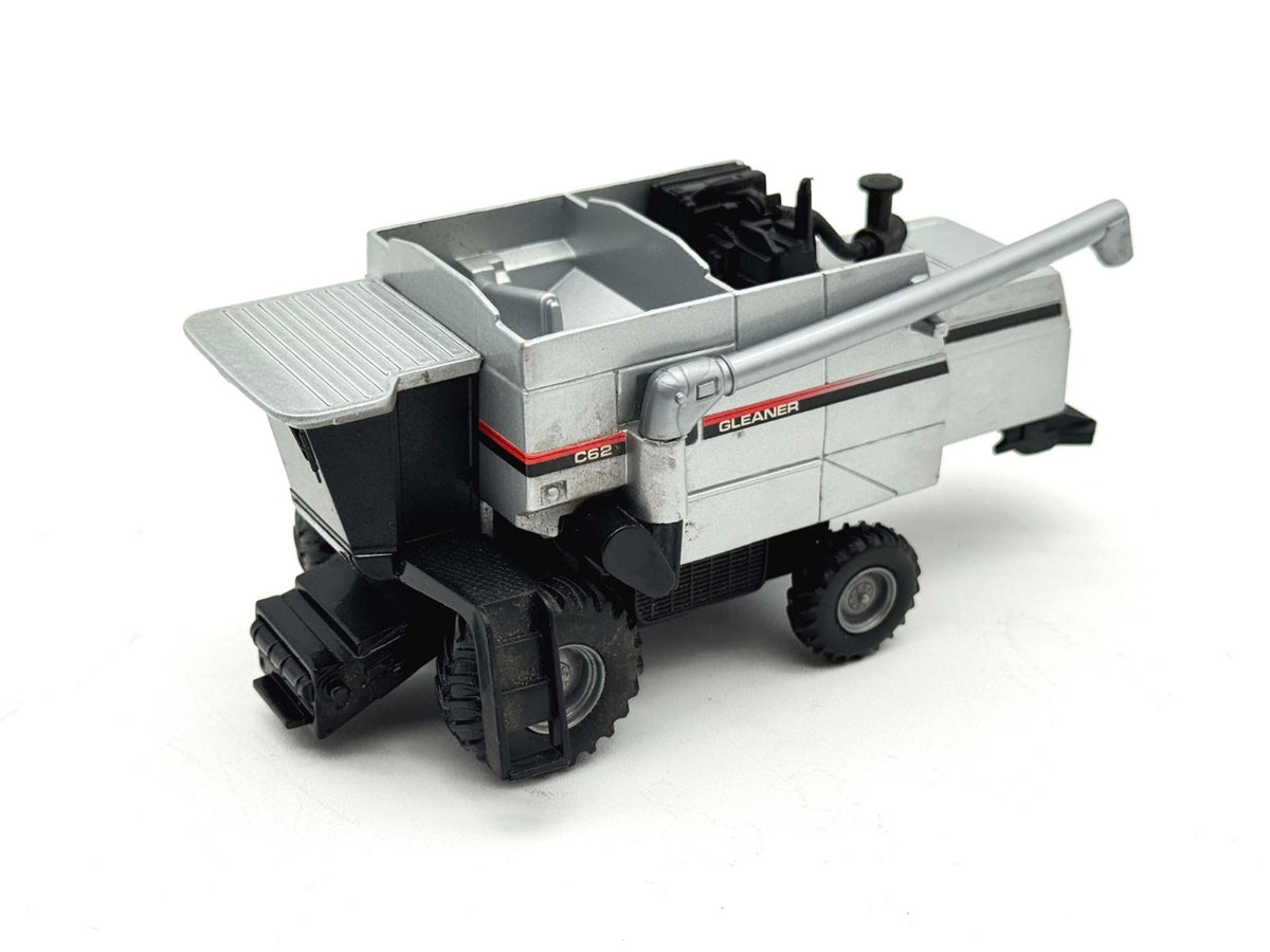1/64 Gleaner C62 Combine No Heads