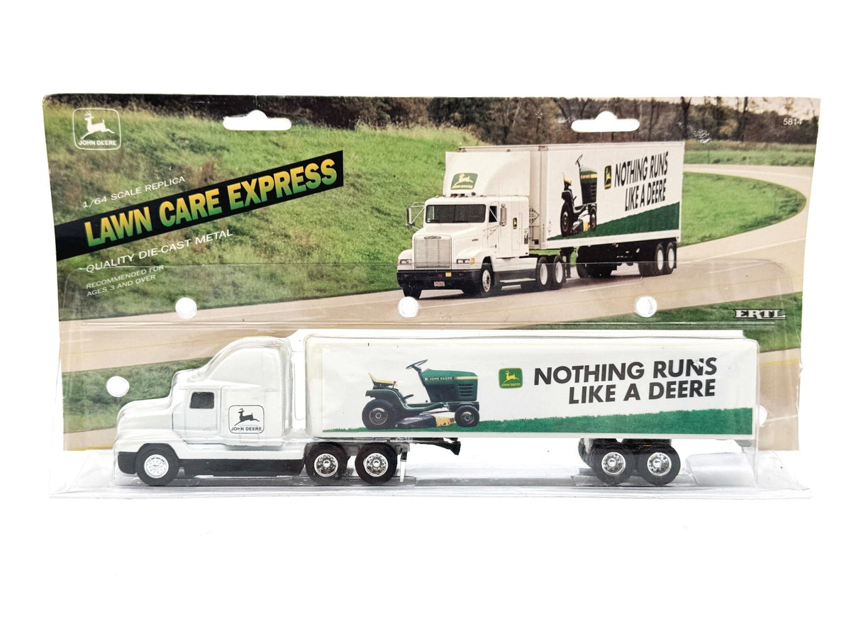 1/64 John Deere Lawn Care Express Semi With Trailer