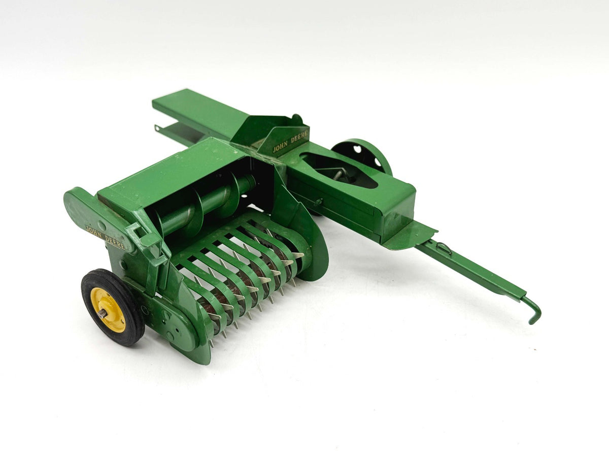 1/16 John Deere Baler in Original Box - Eska