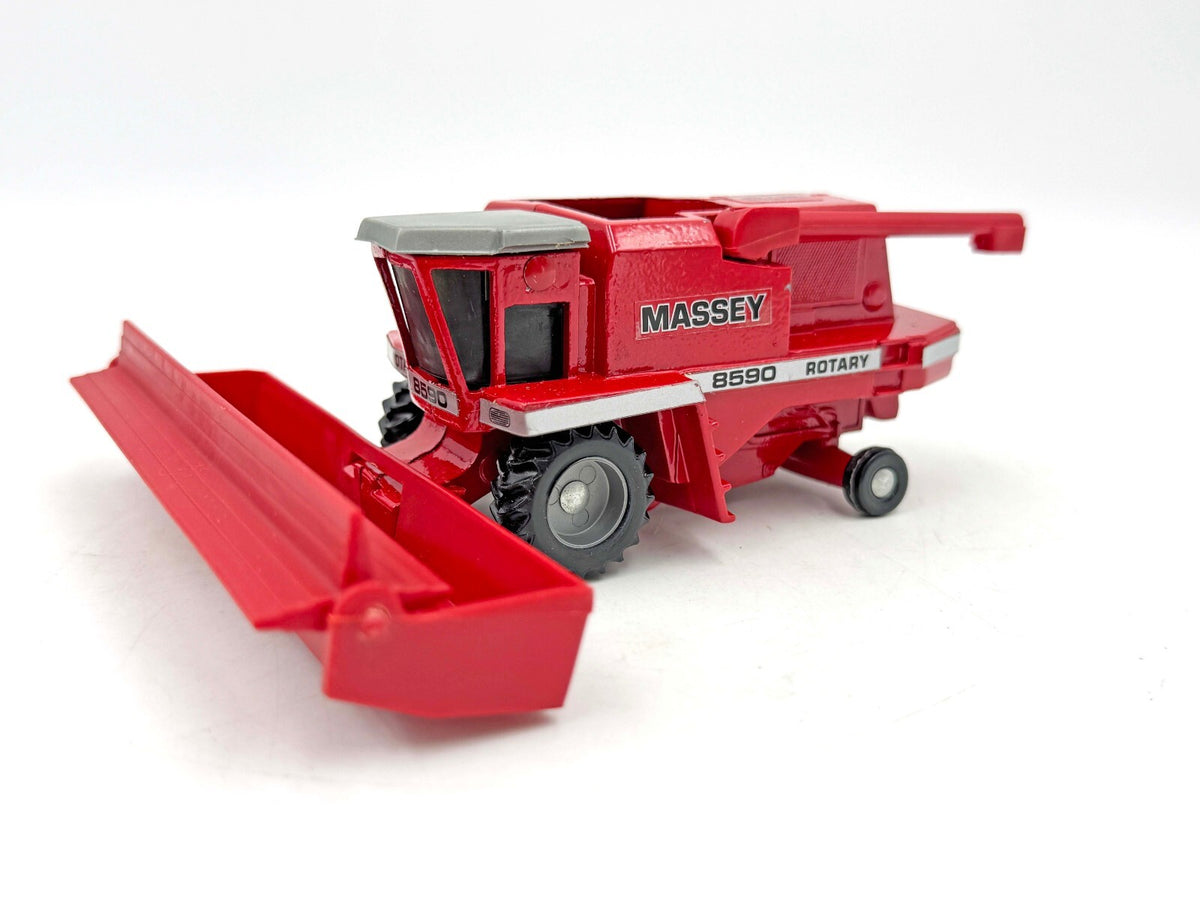 1/64 Massey 8590 Rotary Combine