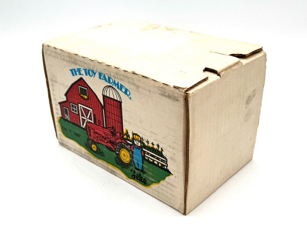 1/16 Massey Harris 33 Tractor With Narrow Front, Toy Farmer Show Edition