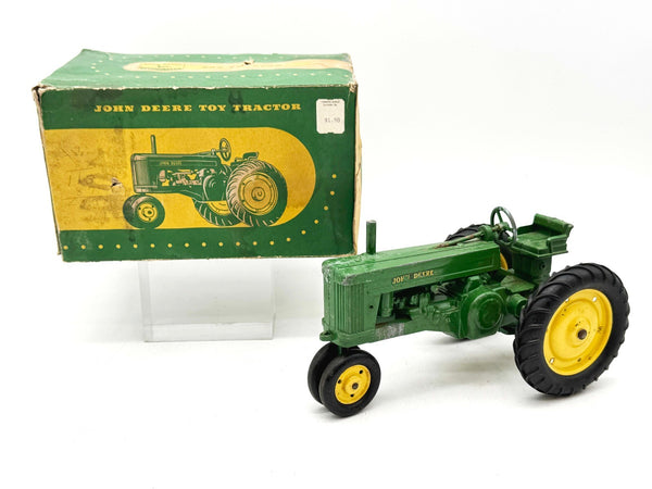 1/16 John Deere 60 w/ Original Box - Eska