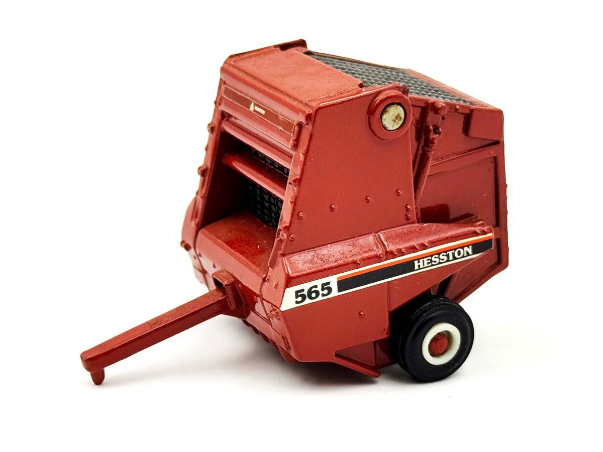 1/64 Hesston 565 Round Baler