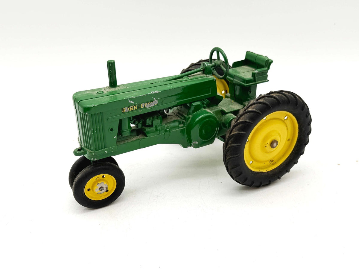 1/16 John Deere 60 w/ Original Box - Eska