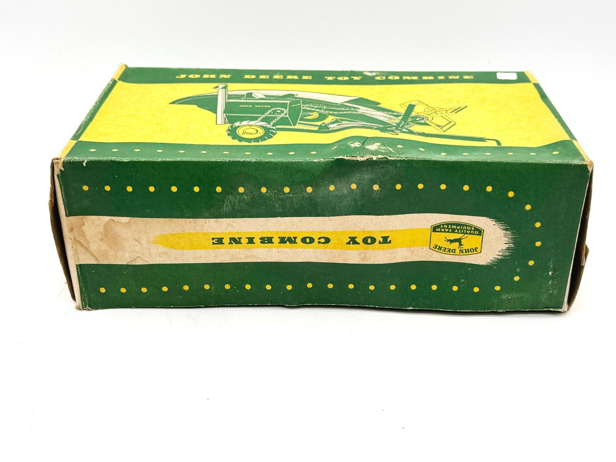 1/16 John Deere 12A Combine w/ Original Box Eska