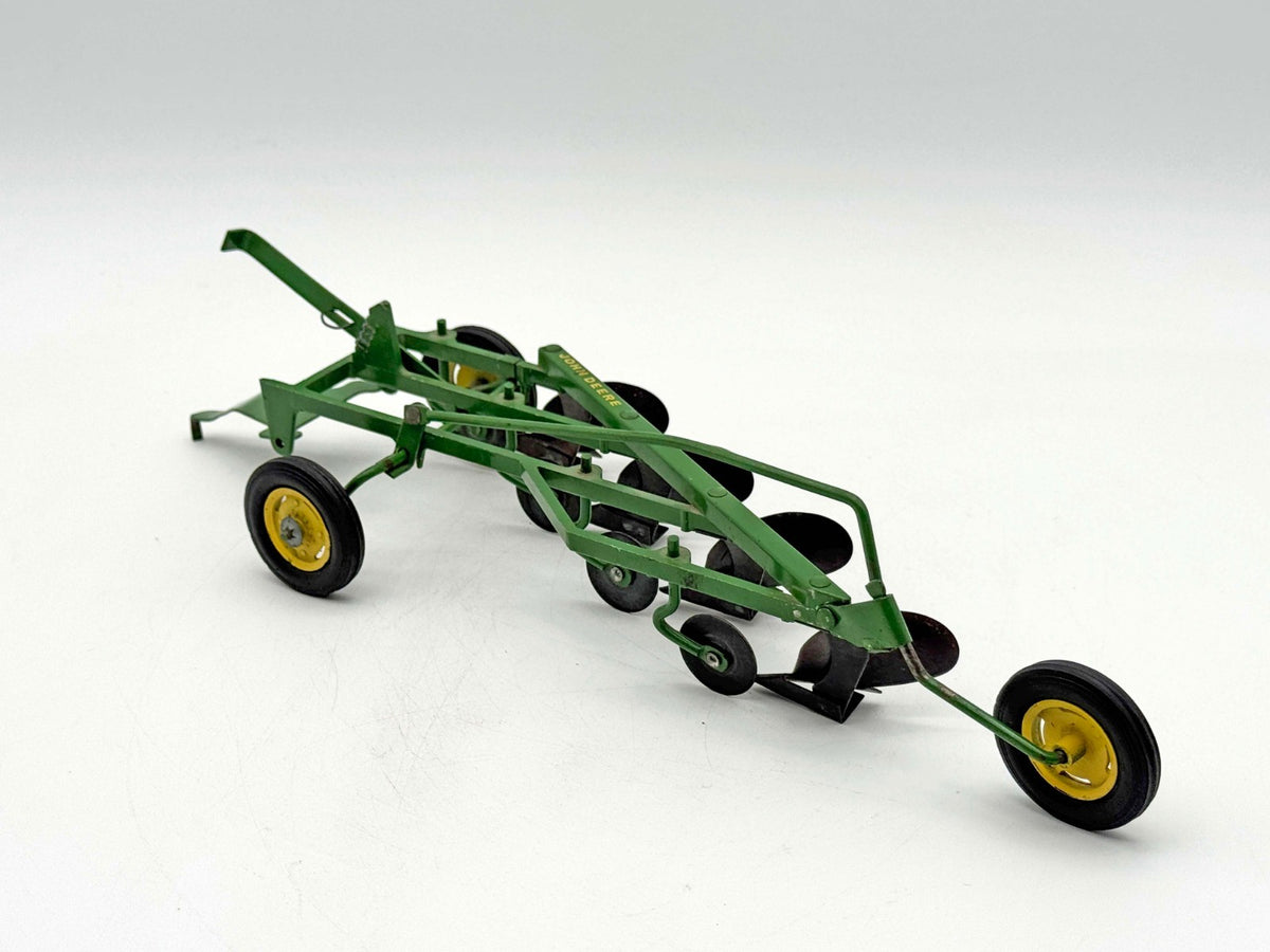 1/16 John Deere Plow w/ Cast Wheels