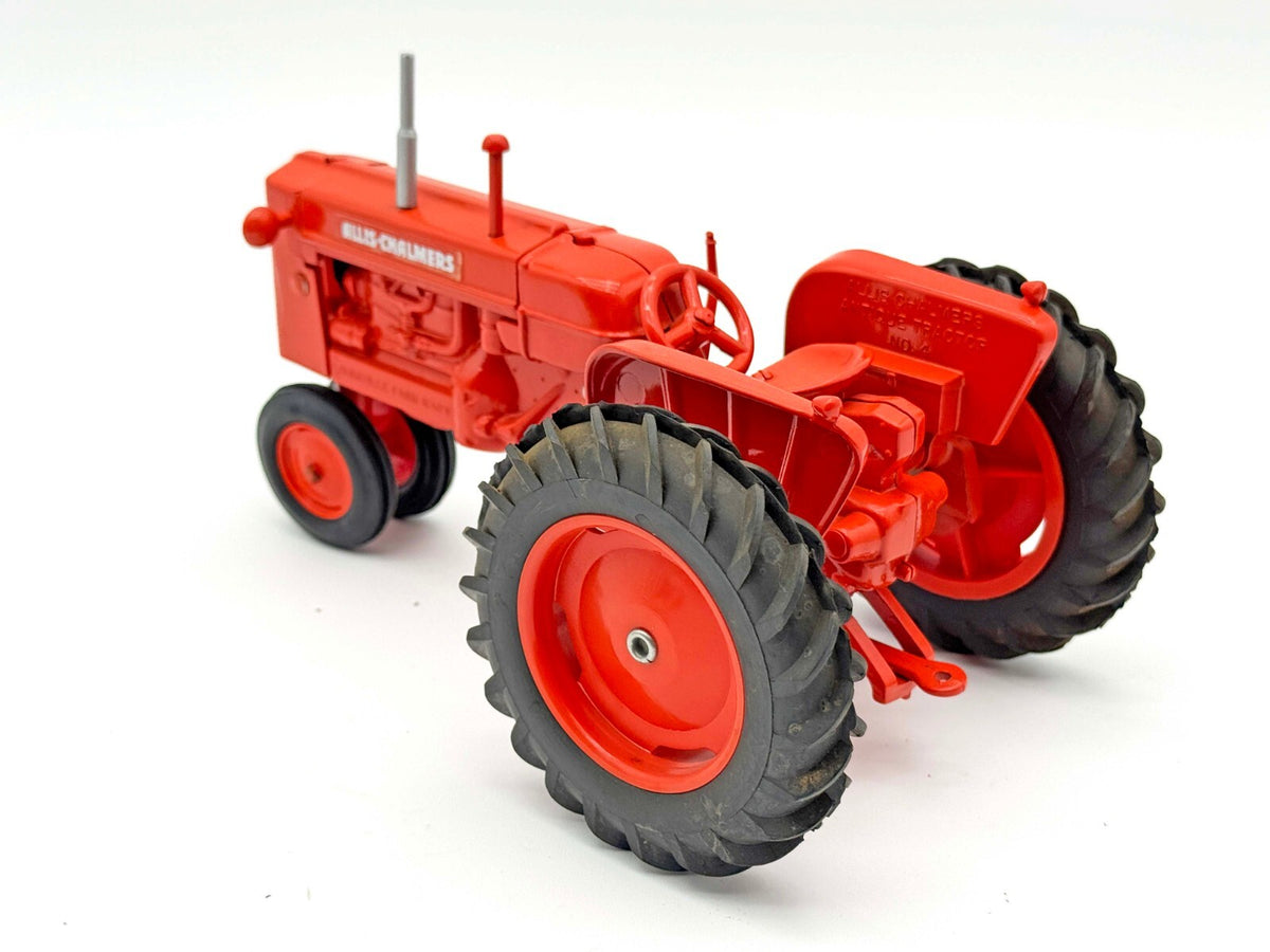 1/16 Allis Chalmers D-17 Tractor With Narrow Front