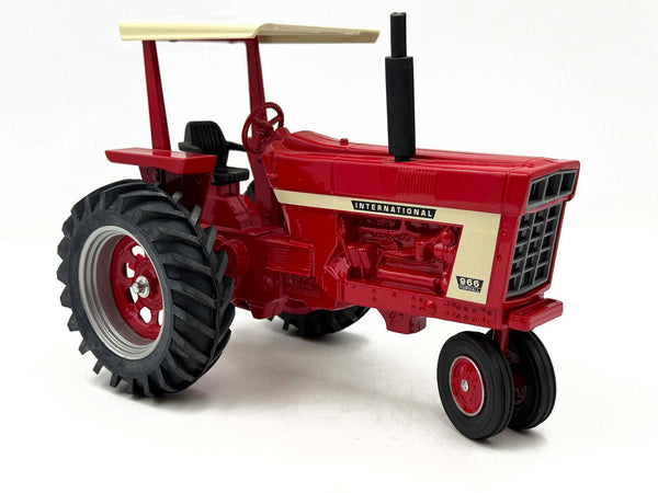 1/16 International Farmall 966 Tractor NF & Canopy, 20th Ontario Toy Show