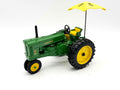 1/16 John Deere Model 70 Tractor With Narrow Front & Umbrella