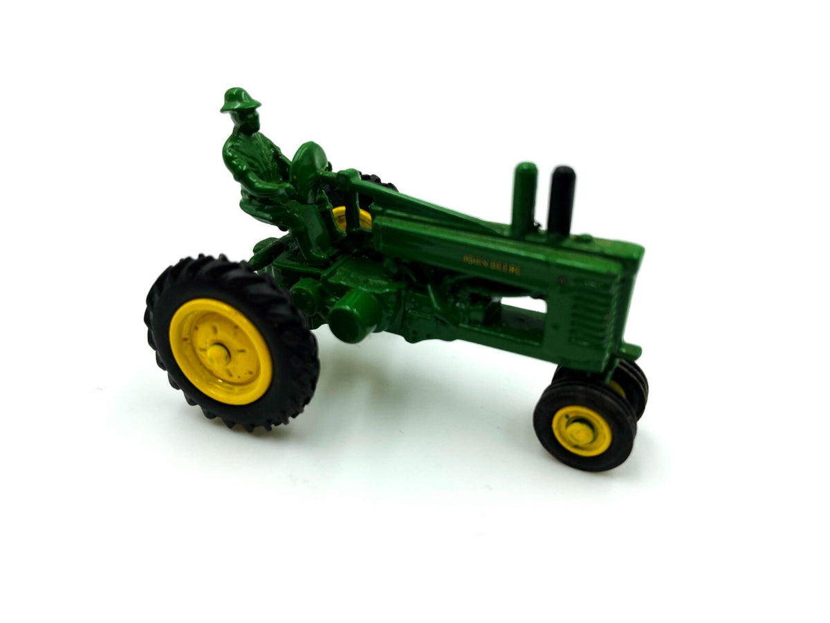 1/64 John Deere A w/ Man
