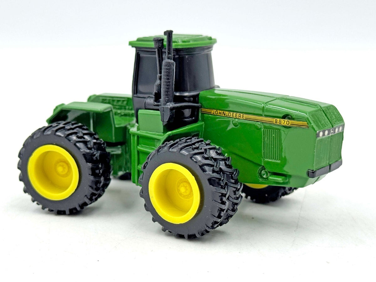 1/64 John Deere 8870 4WD Tractor With Duals