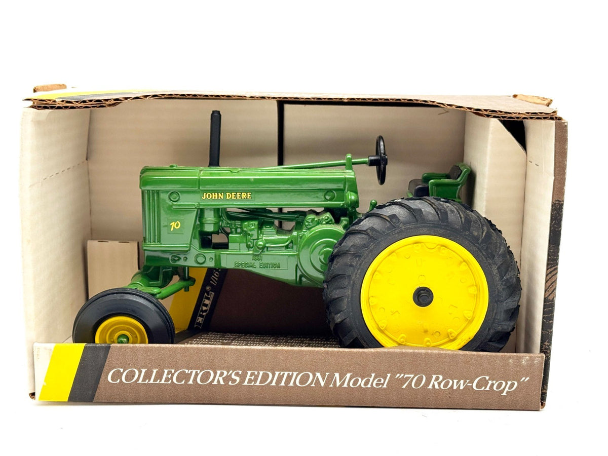 1/16 John Deere Model 70 Row Crop Tractor With Wide Front