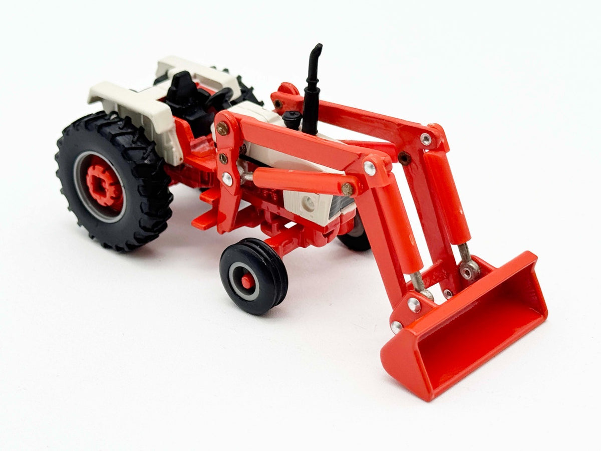 1/64 Case 1270 Tractor With Loader