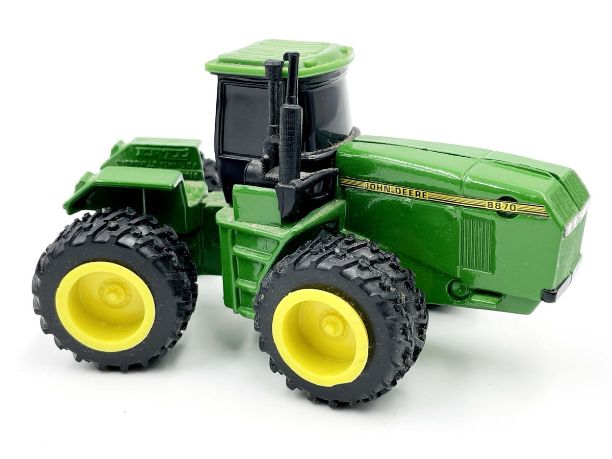 1/64 John Deere 8870 4Wd Tractor