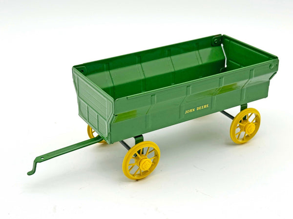 1/16 John Deere Flare Box Wagon w/ Steel Wheels
