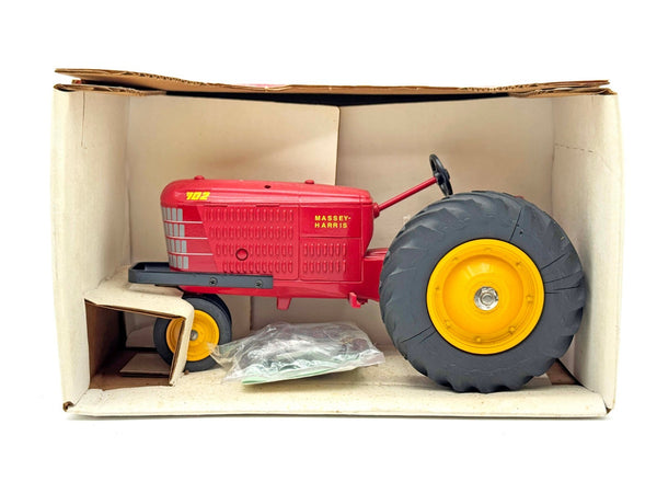 1/16 Massey Harris 102 Louisville Puller