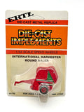 1/64 International Harvester 2400 Round Baler