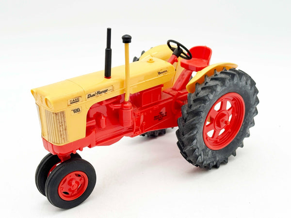 1/16 Case 700 Diesel tractor 1986 Beaver Falls PA Show tractor by Yoder