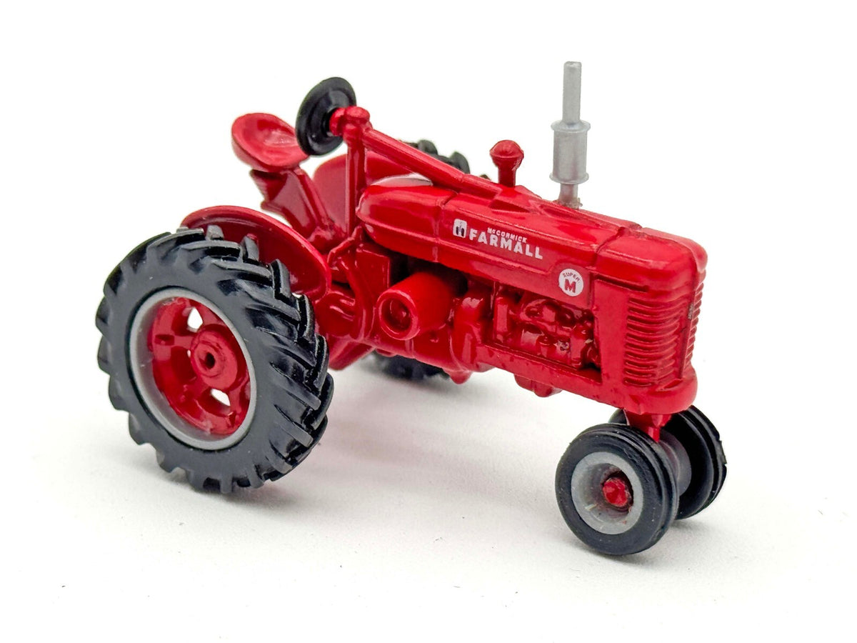 1/64 Farmall Super M Narrow Front