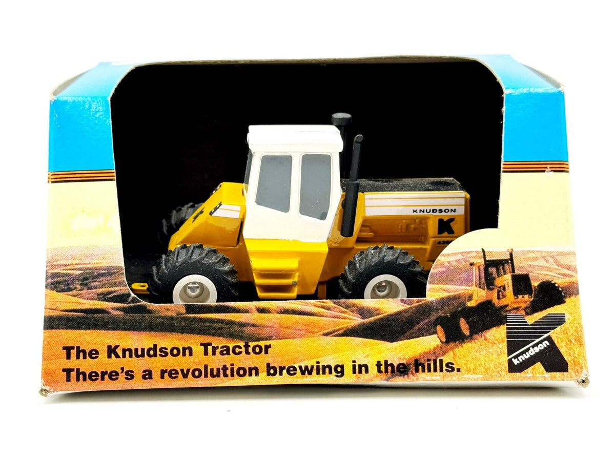 1/64 Knudson 4360 4WD Tractor