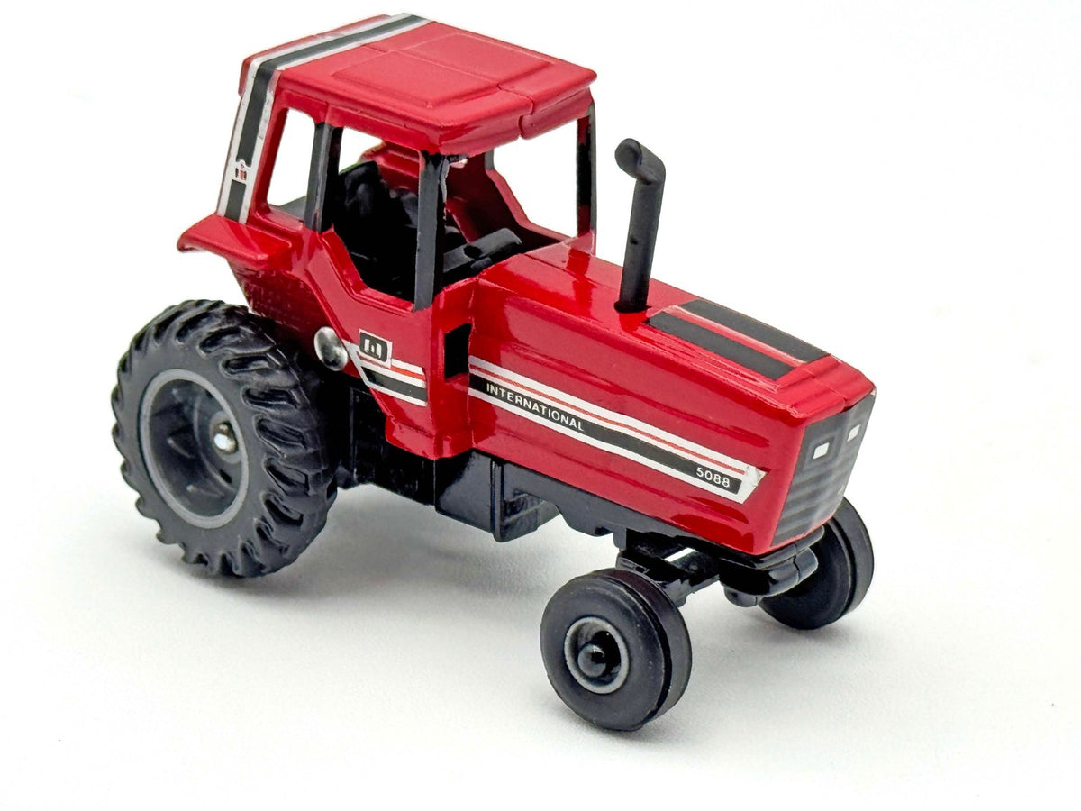 1/64 International Harvester 5088 Tractor