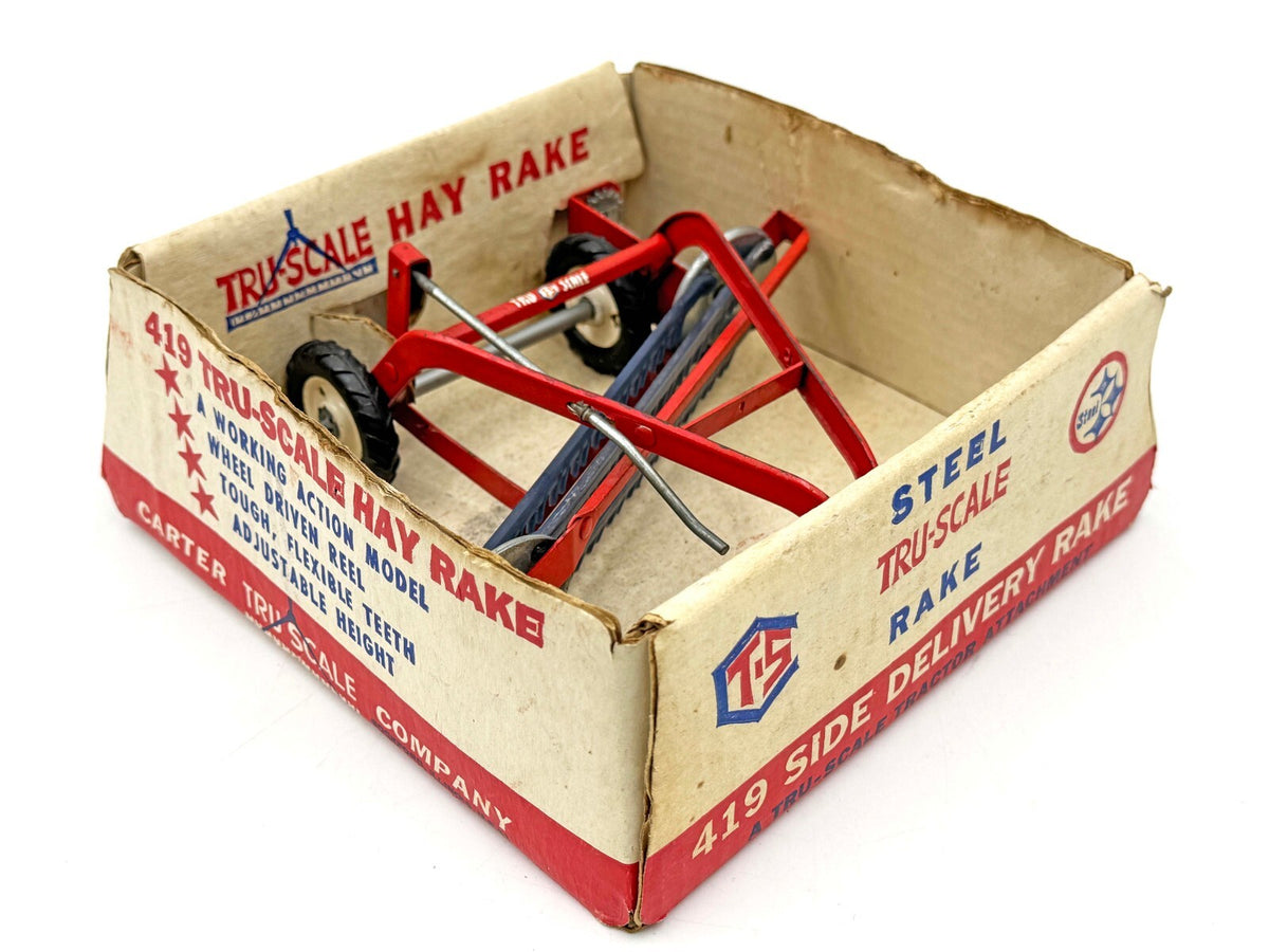 1/16 Tru Scale Hay Rake in Bubble Box