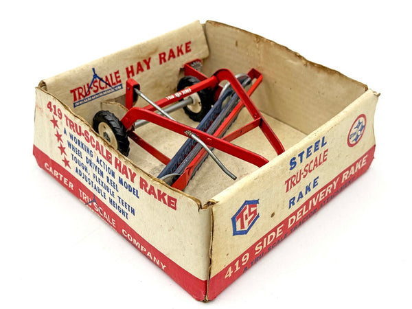 1/16 Tru Scale Hay Rake in Bubble Box