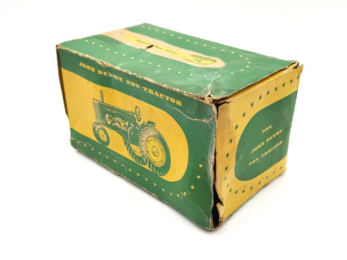 1/16 John Deere 60 w/ Original Box - Eska
