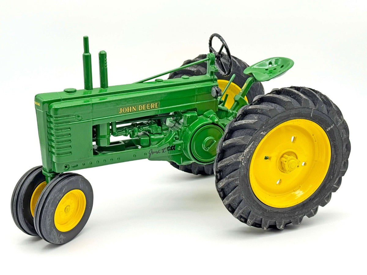 1/8 John Deere Styled B Narrow Front