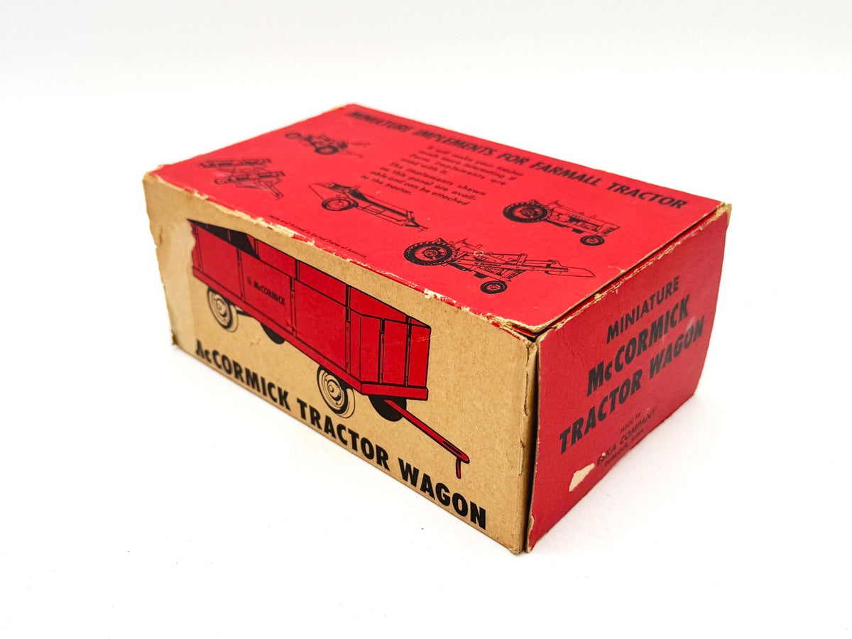 1/16 International Harvester McCormick Barge Wagon in Original Box - Eska