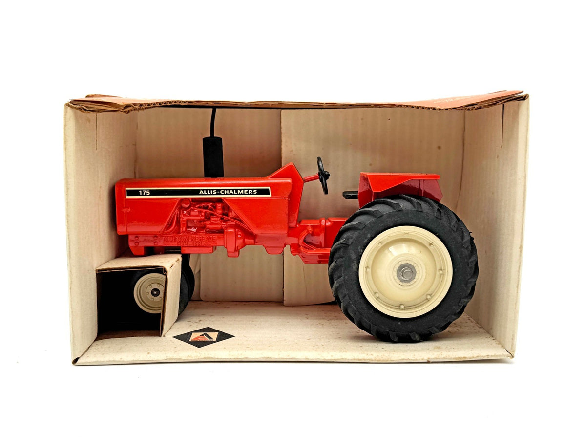 1/16 Allis-Chalmers 175 Tractor With Narrow Front