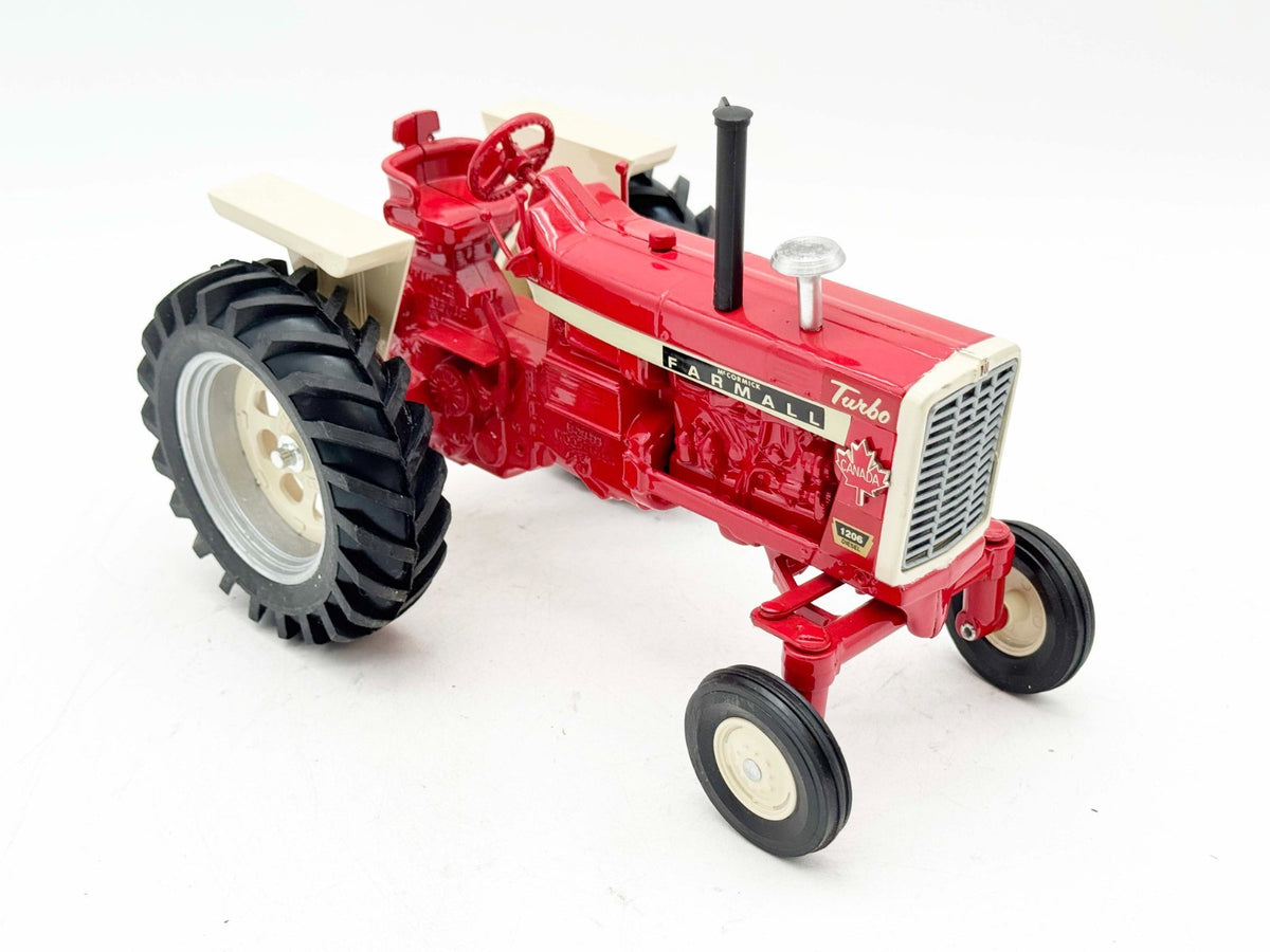 1/16 International Farmall 1206 Turbo