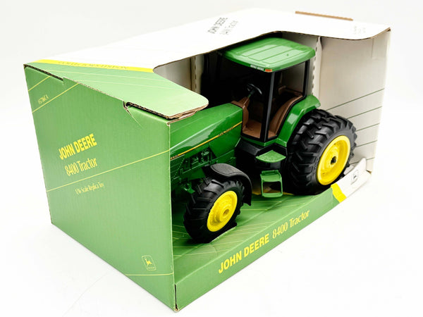 1/16 John Deere 8400 Tractor With Front Wheel Assist & Duals
