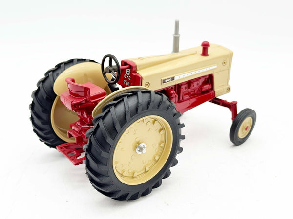 1/16 Cockshutt 560 Wide Front