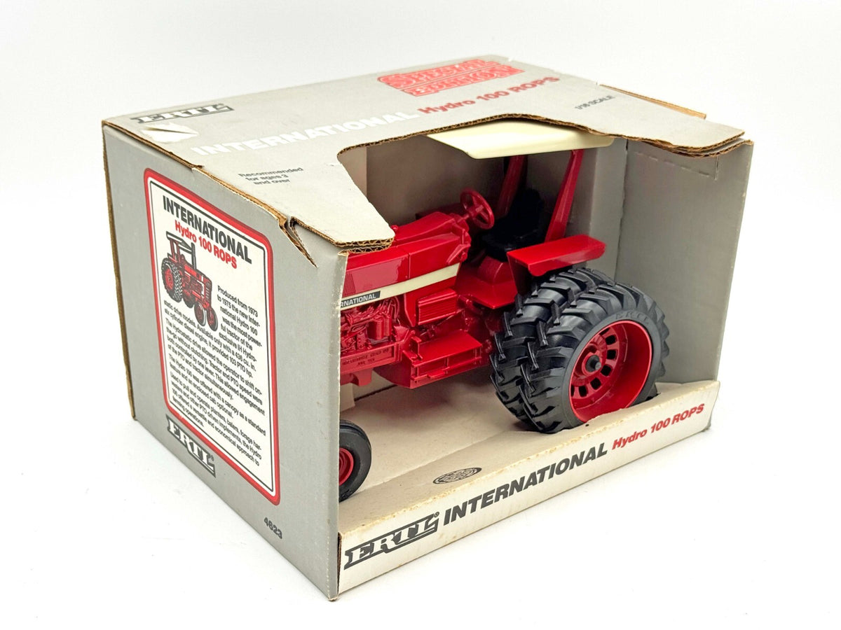 1/16 International Harvester Hydro 100 ROPS Tractor With Duals