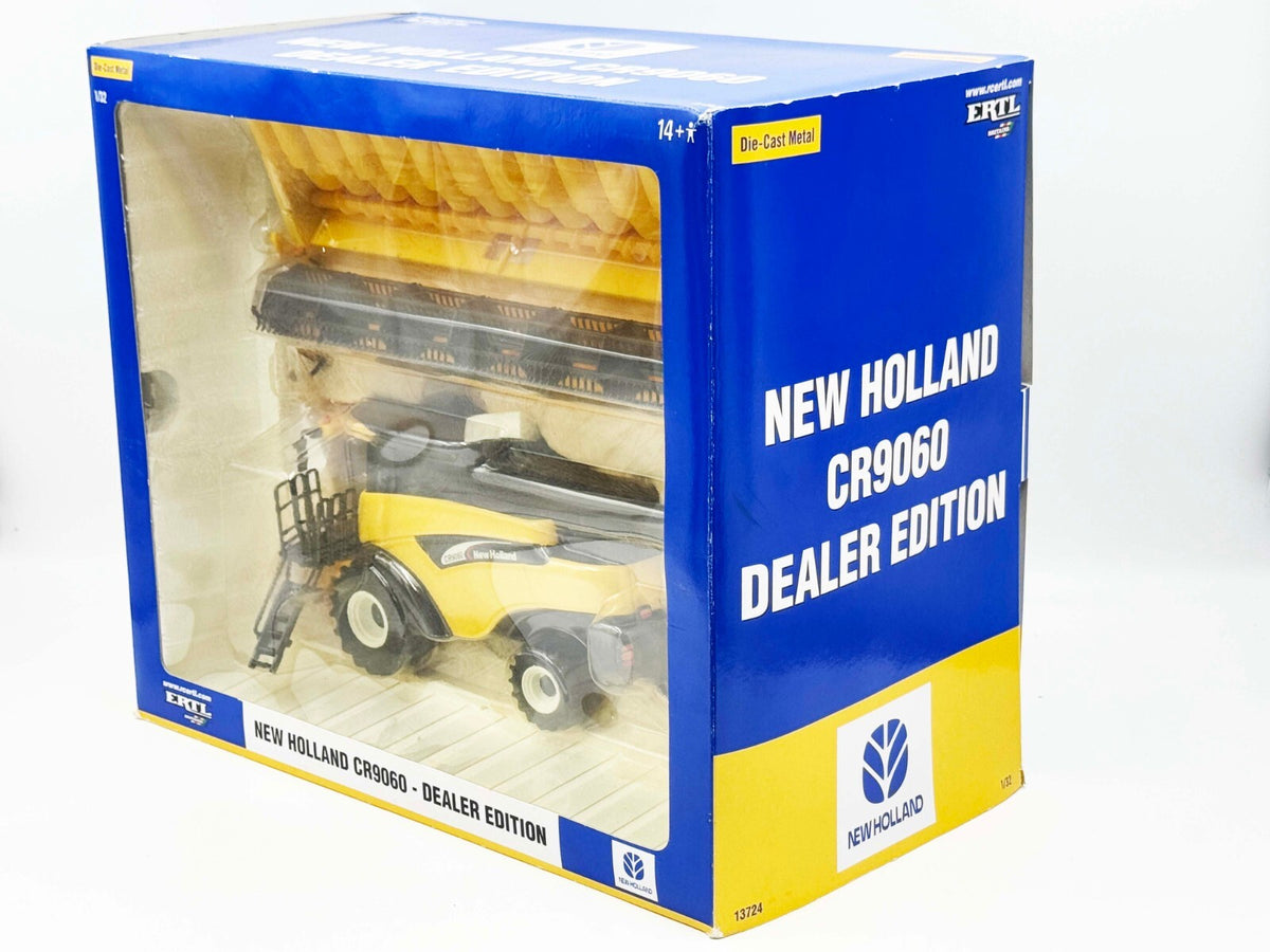 1/32 New Holland CR9060 Combine Dealer Edition