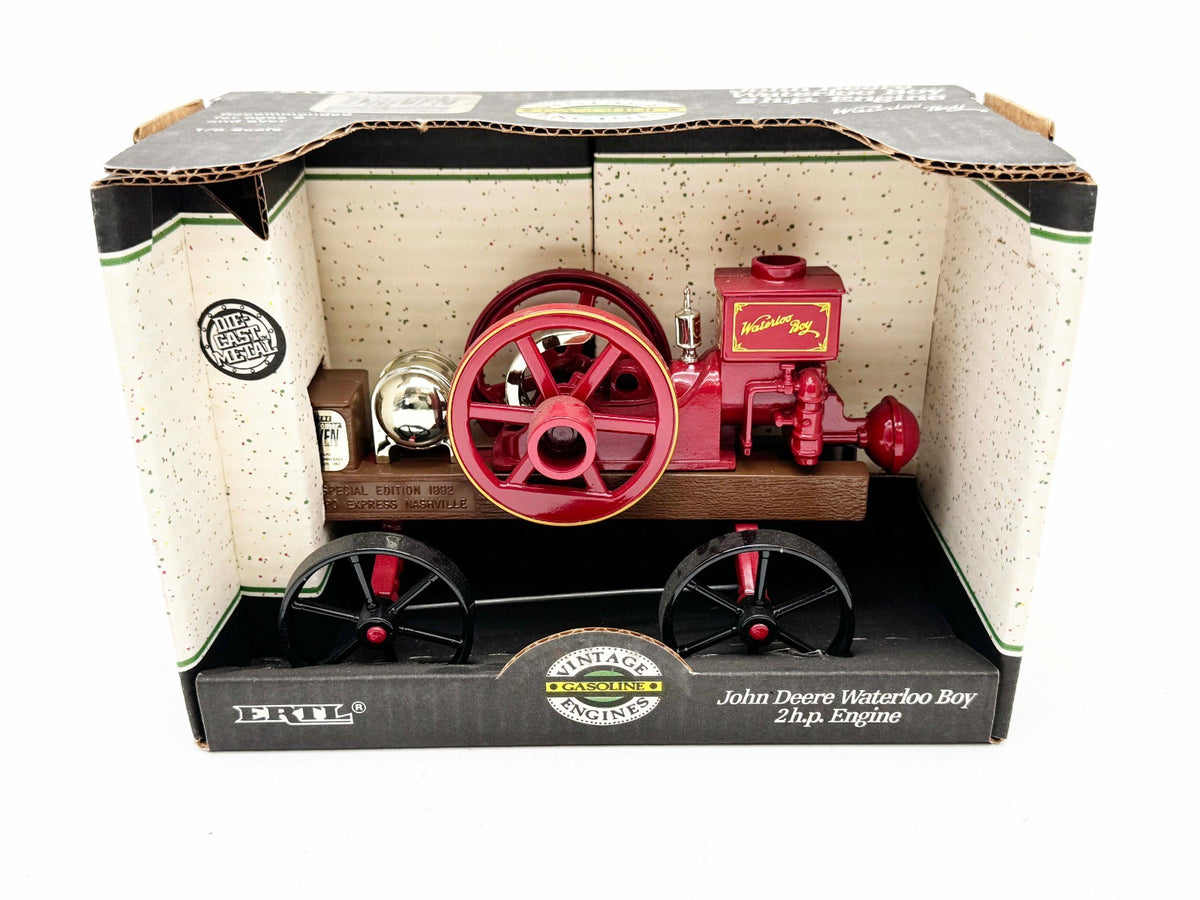 1/8 John Deere Waterloo Boy 2hp Engine Dealer Meeting