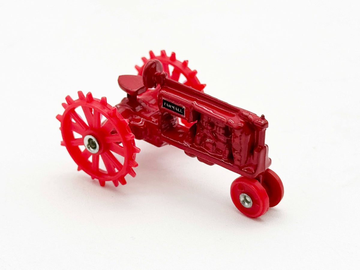 1/64 Farmall F-12 Tractor