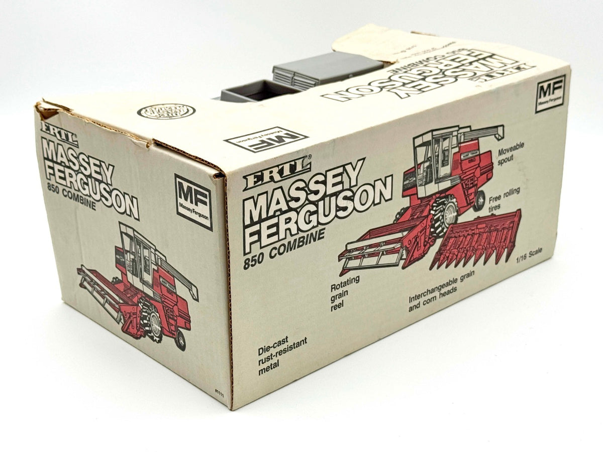 1/16 Massey Ferguson 850 Combine With 2 Heads
