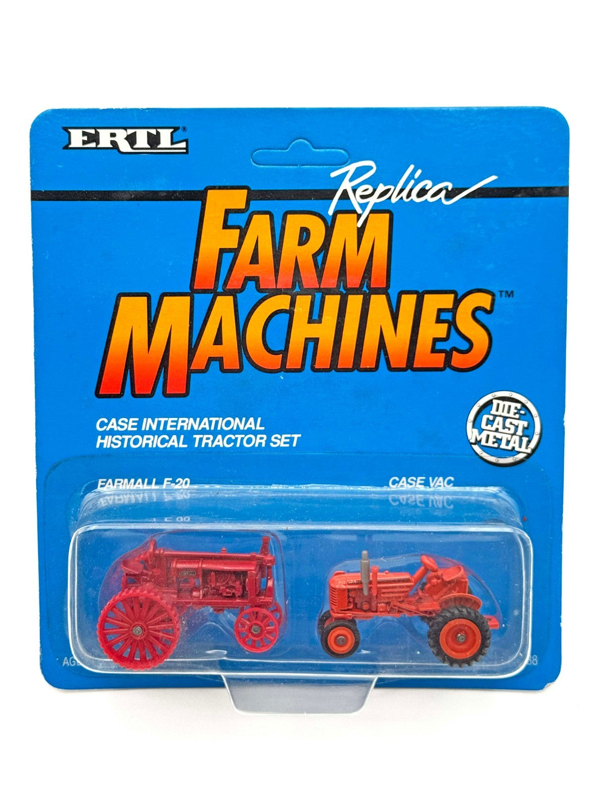 1/64 Farmall F-20 And Case Vac 2WD Tractor Set