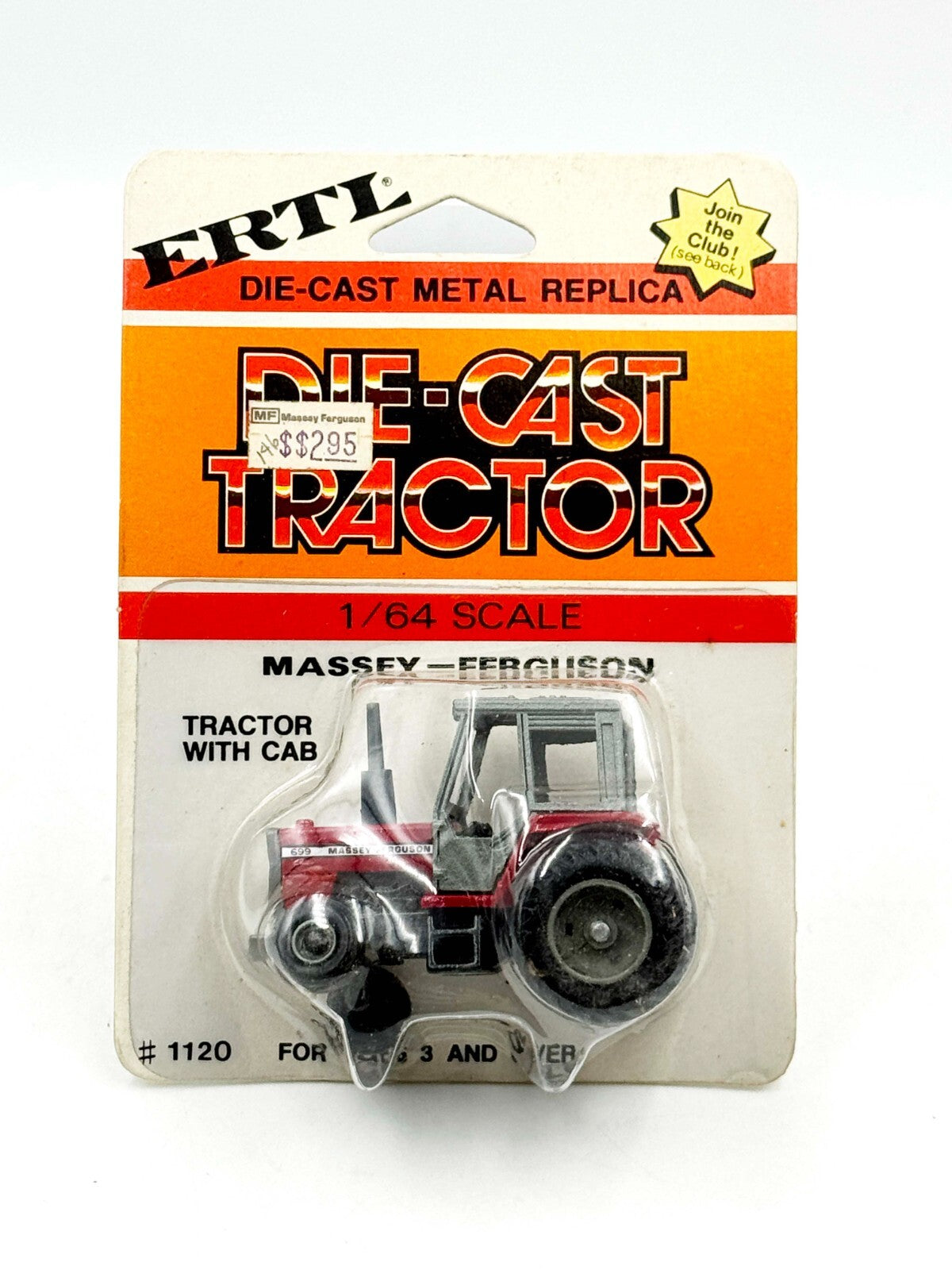 1/64 Massey Ferguson 699 Tractor