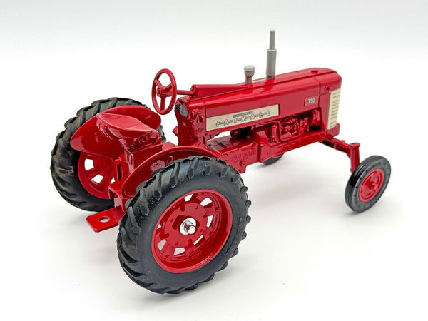 1/16 Farmall 350 Wide Front Tractor