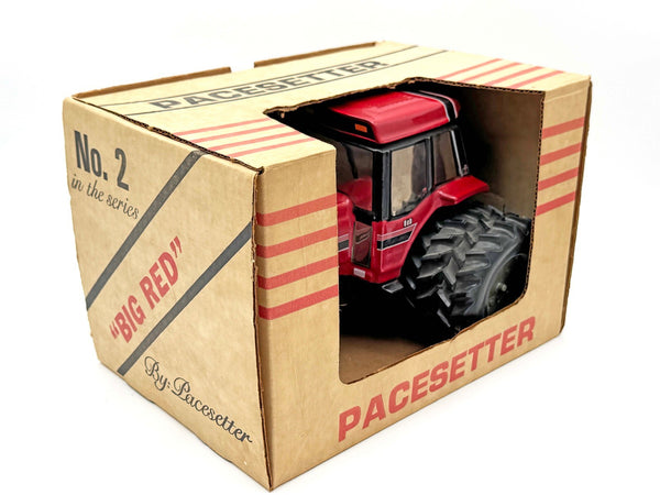 1/16 International Harvester 88 Series Big Red Pacesetter Decanter