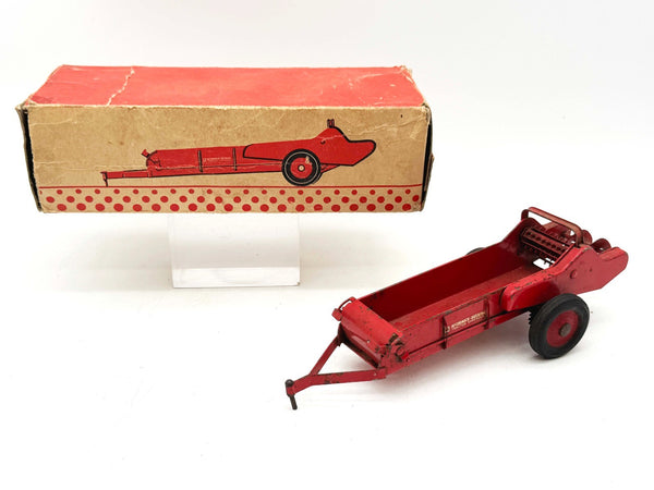 1/16 International Harvester McCormick Manure Spreader in Original Box - Eska