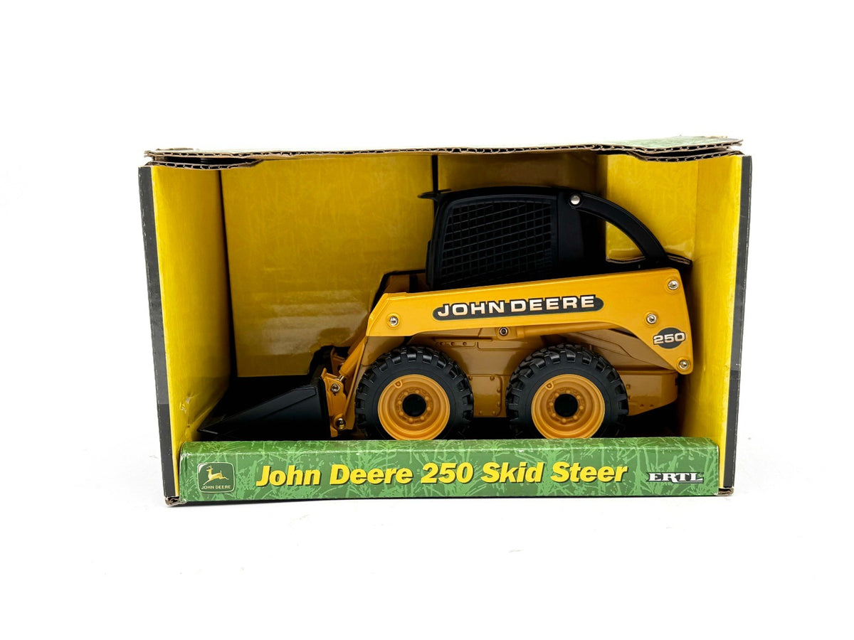 1/16 John Deere 250 Skid Steer Loader