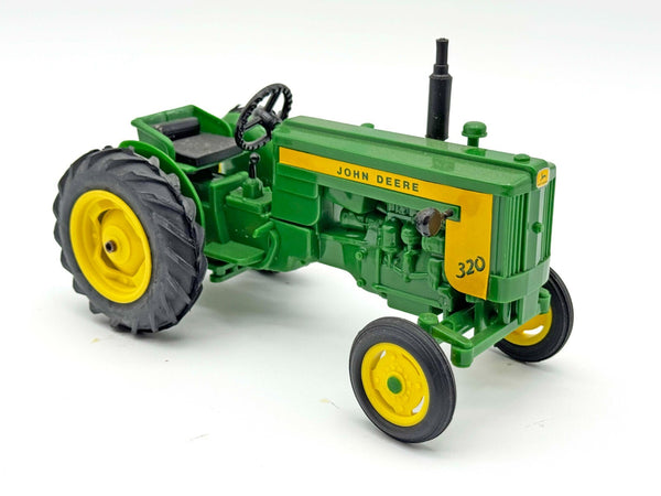 1/16 John Deere 320 by Eldon Trumm Plastic